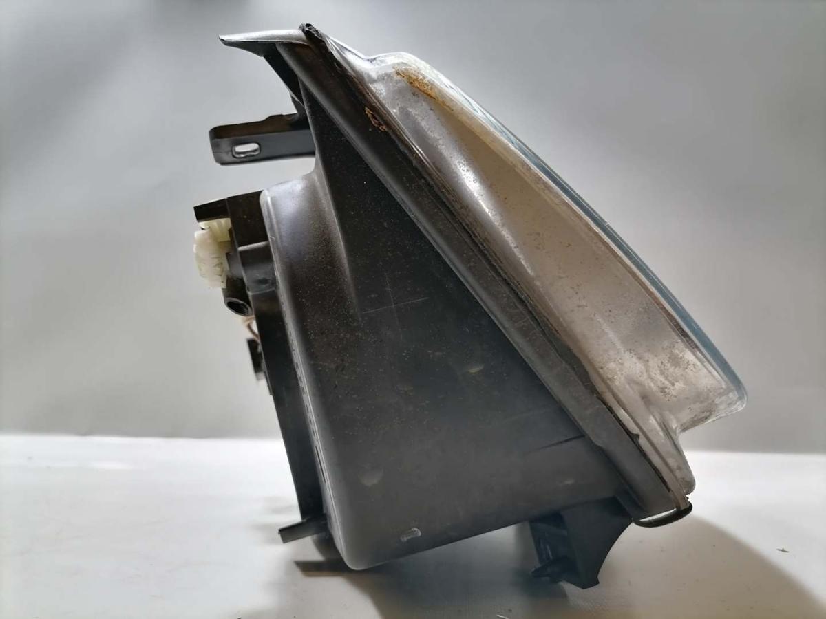 VW Bora original Scheinwerfer vorn rechts Halogen mit integriertem Nebelscheinwerfer Bj.2000